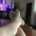 feet.by.a profile picture