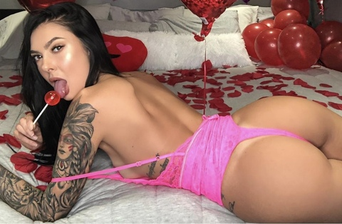 Header of freemarleybrinx