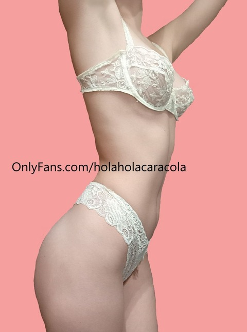 Header of holaholacaracola
