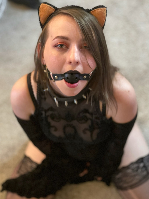 Header of kitty_bondage