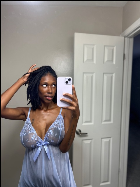 Header of momboobs10