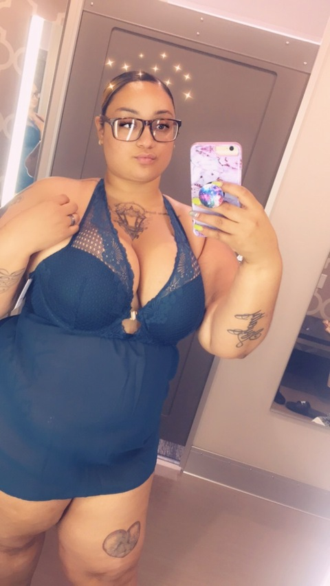 Header of simply_a_bbw_queen